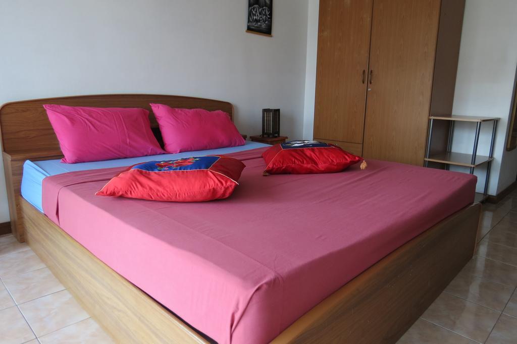 View Talay 1B Holidays Pattaya Εξωτερικό φωτογραφία