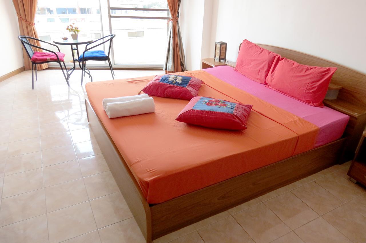 View Talay 1B Holidays Pattaya Εξωτερικό φωτογραφία