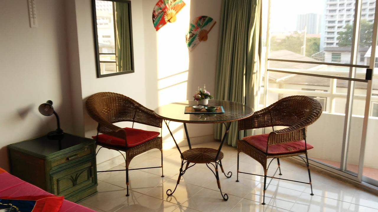 View Talay 1B Holidays Pattaya Εξωτερικό φωτογραφία